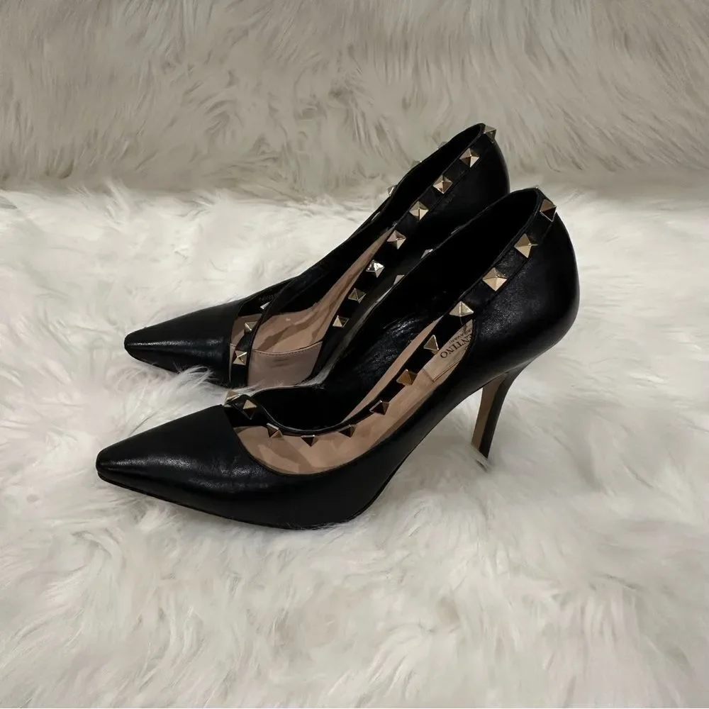 VALENTINO GARAVANI Nappa Rockstud Cross Strap d'Orsay Pumps